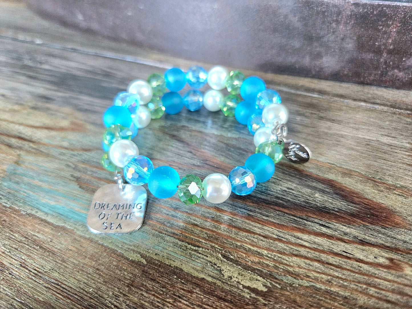 Beach Sea Ocan Charm Bracelet Beaded Jewelry Aqua Turquoise Green Pearl Cruise Vacation Memory Wire Wrap Cuff Bangle Women's Gift