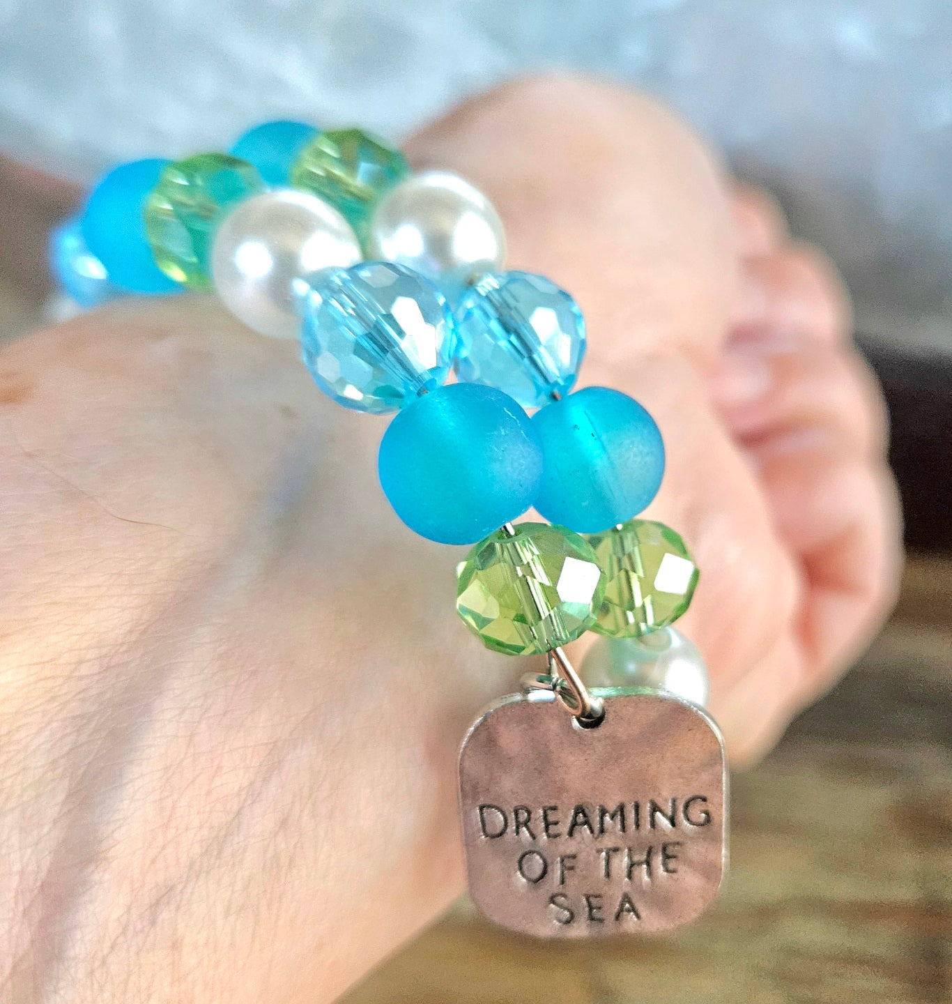 Beach Sea Ocan Charm Bracelet Beaded Jewelry Aqua Turquoise Green Pearl Cruise Vacation Memory Wire Wrap Cuff Bangle Women's Gift