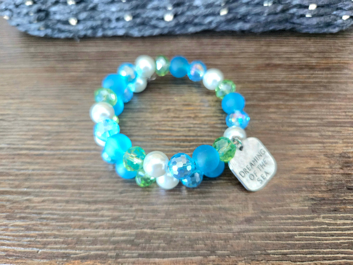 Beach Sea Ocan Charm Bracelet Beaded Jewelry Aqua Turquoise Green Pearl Cruise Vacation Memory Wire Wrap Cuff Bangle Women's Gift