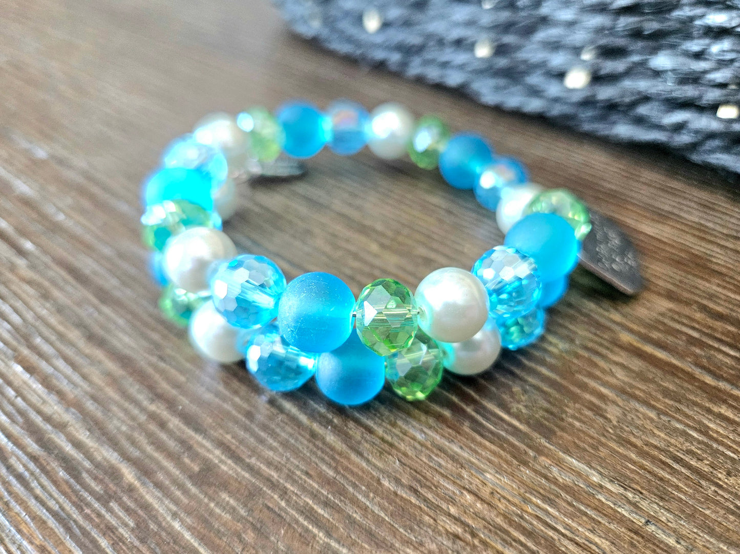 Beach Sea Ocan Charm Bracelet Beaded Jewelry Aqua Turquoise Green Pearl Cruise Vacation Memory Wire Wrap Cuff Bangle Women's Gift
