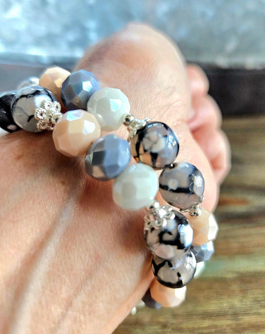Gemstone Beaded Bracelet Agate Stretch Memory Wire Gray White Beige Handmade Women's Gift