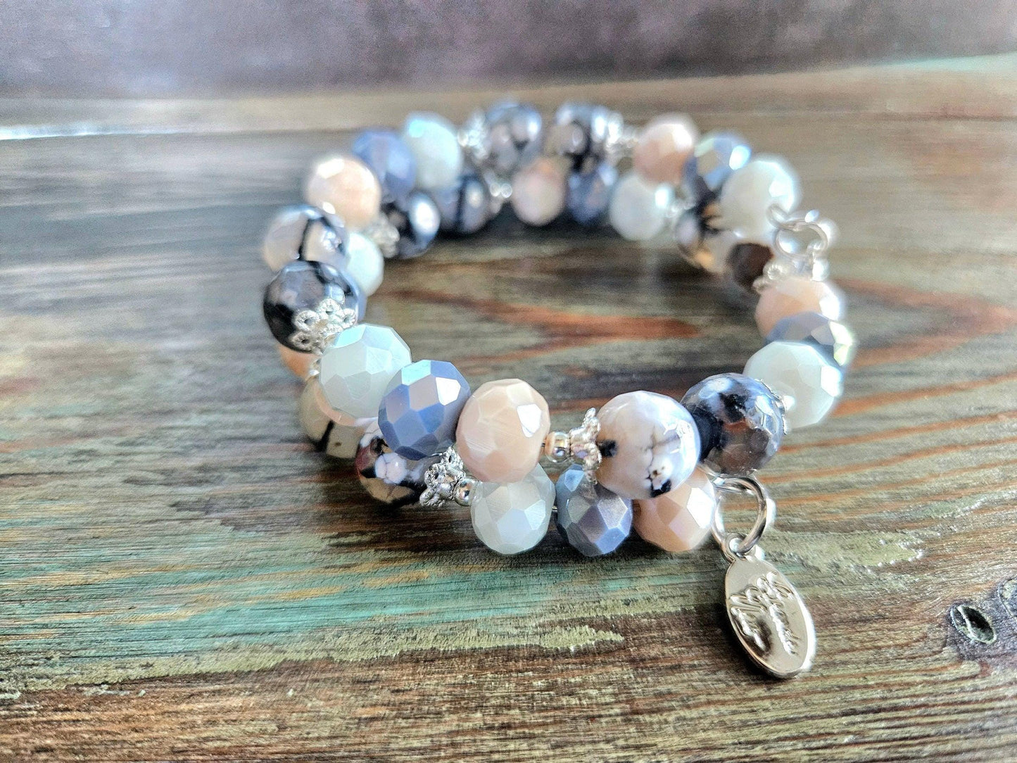 Gemstone Beaded Bracelet Agate Stretch Memory Wire Gray White Beige Handmade Women's Gift