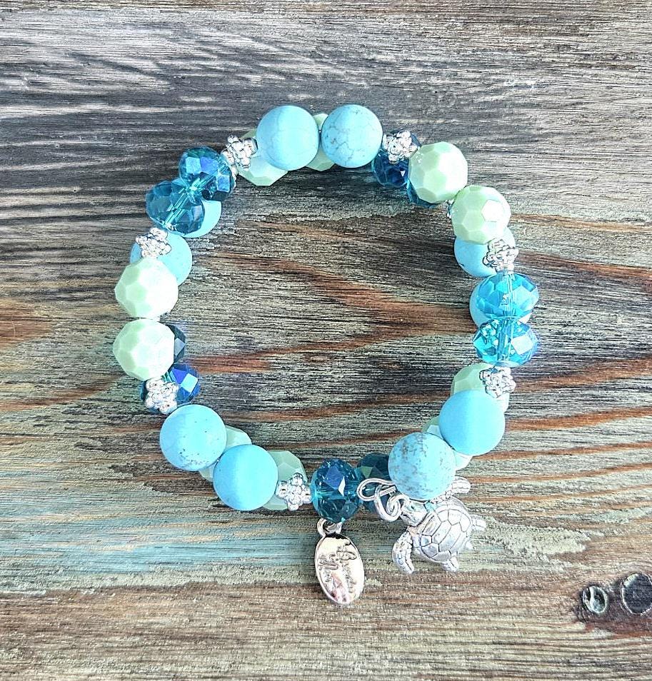 Beach Turtle Charm Bracelet Beaded Handmade Stretch: Turquoise Gemstone Glass