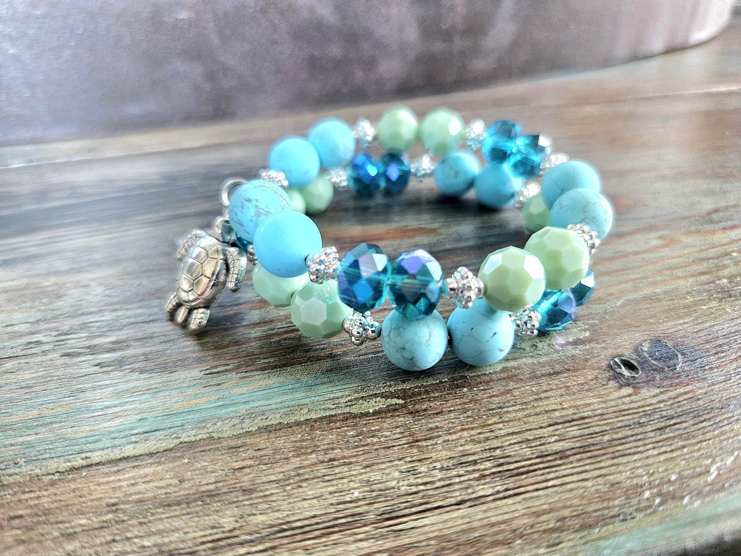 Beach Turtle Charm Bracelet Beaded Handmade Stretch: Turquoise Gemstone Glass