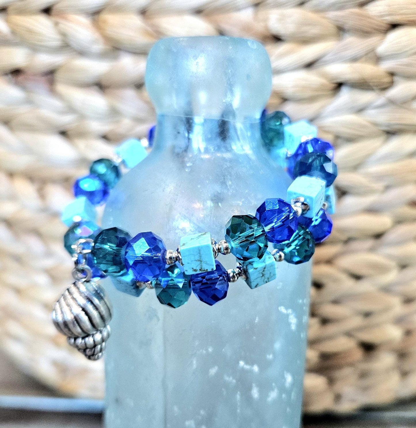 Seashell Charm Bracelet: Teal Blue Beaded Stretch Bracelet