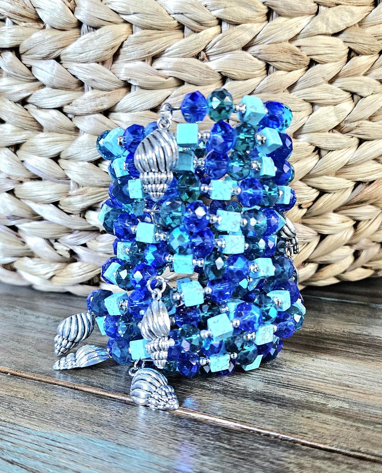 Seashell Charm Bracelet: Teal Blue Beaded Stretch Bracelet